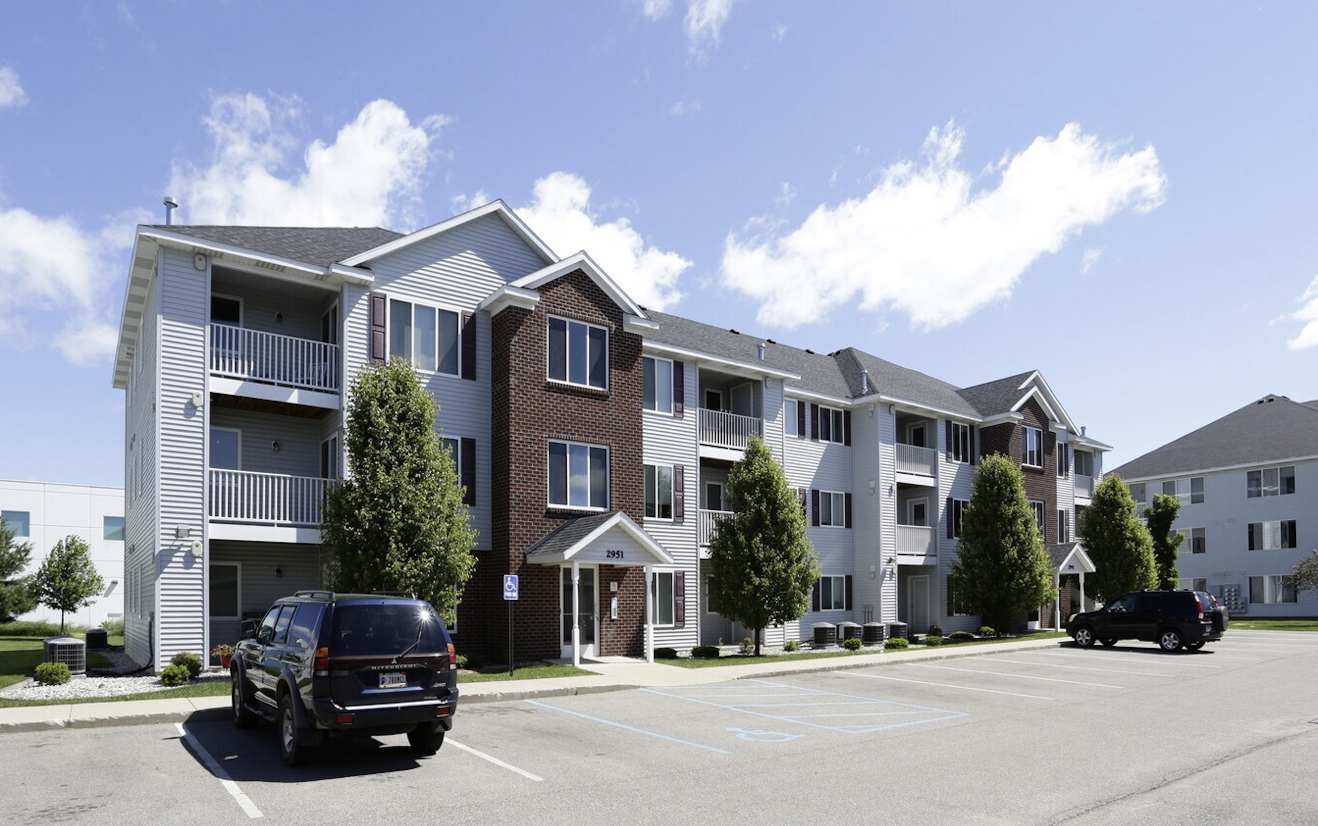 Valley Vista Apartments and Townhomes